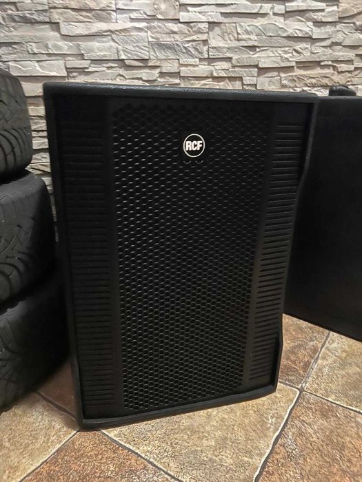 Nagłośnienie RCF Evox 12 mało używane