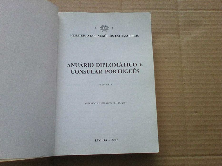 Anuário Diplomático e Consular Português 2007