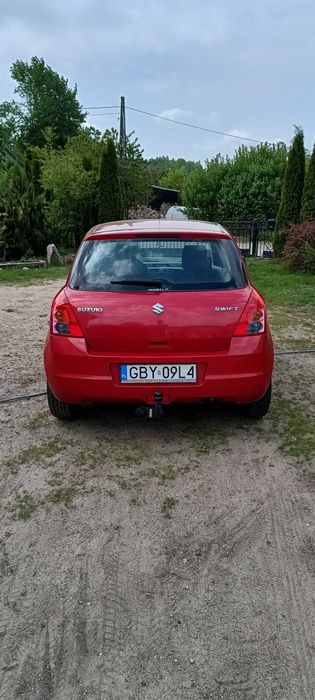 Suzuki Swift.