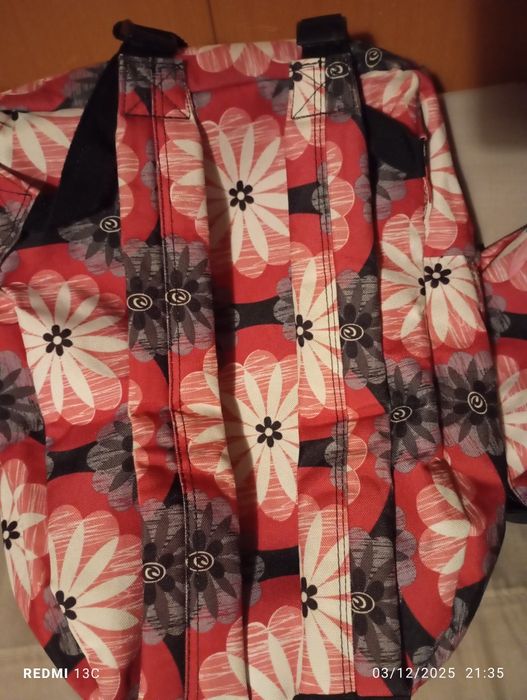 Mochila estampada com estojo