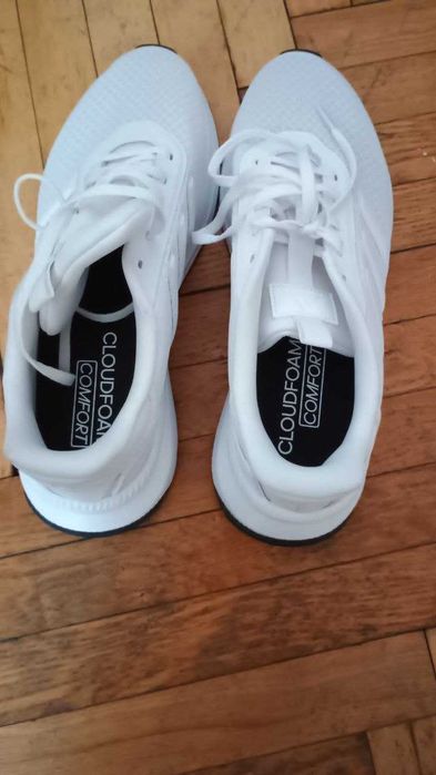 Кросівки Adidas нові