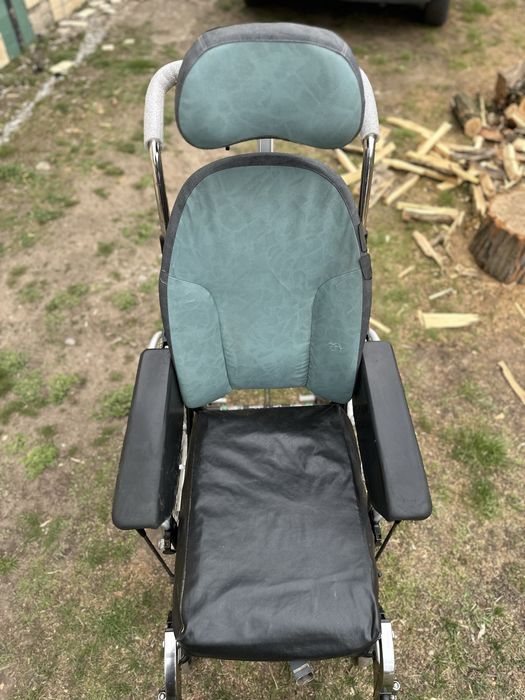 Инвалидная коляска в отличном состоянии