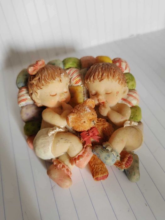Śpiące bobaski Figurka Resin Miś Chłopiec Dziewczynka
