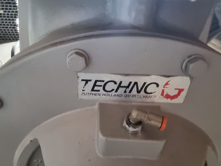 Dozownik celkowy śluza celkowa