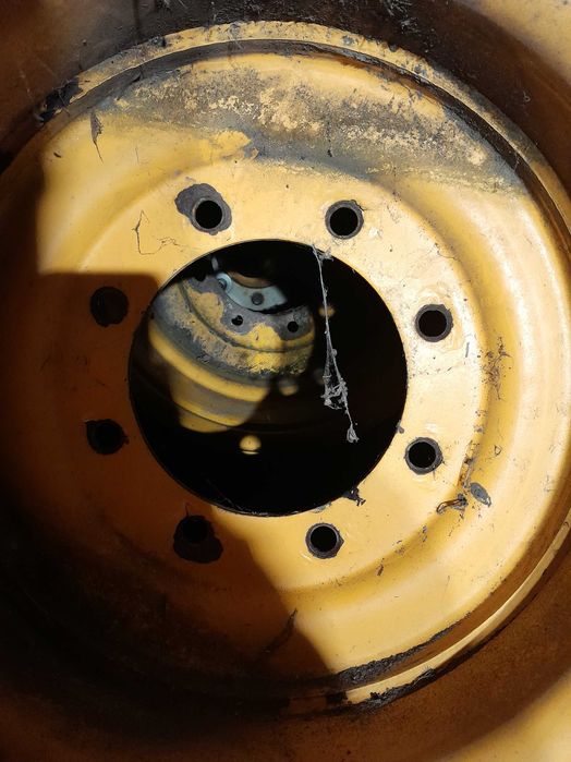 Koła opony bkt 550/60/22.5