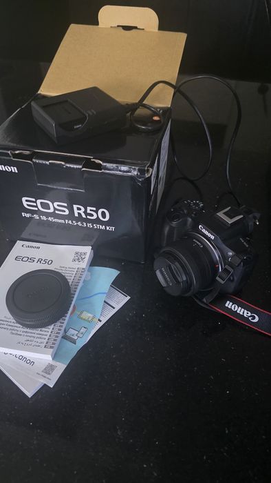 Canon Eos R 50, rf-s 18-45 mm