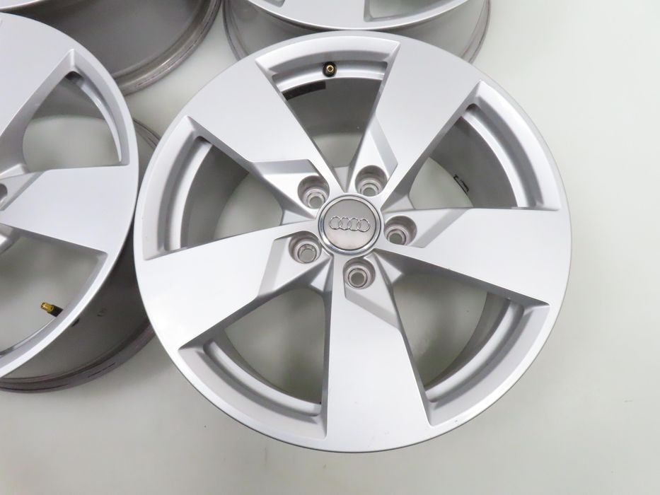 Felgi Aluminiowe Alufelgi 17'' Audi Tt 8j Et47