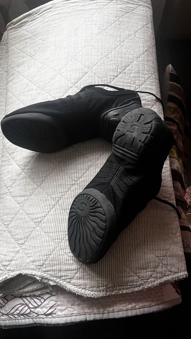 Buty czarne nowe - do tańca , ćwiczeń