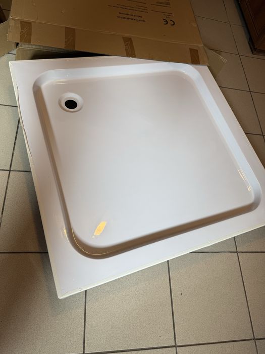 Nowy brodzik do prysznica 90x90