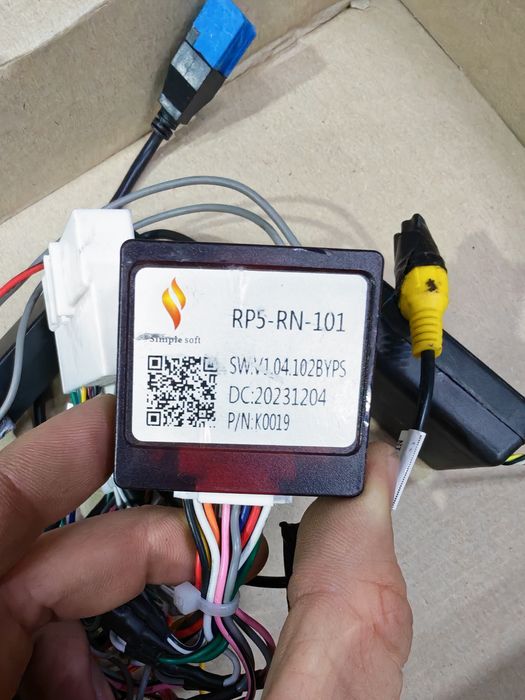 Комплект мультимедія Renault Duster HM 2  TEYES CC4 Pro 10.36 8/128 рамка проводка CANBUS