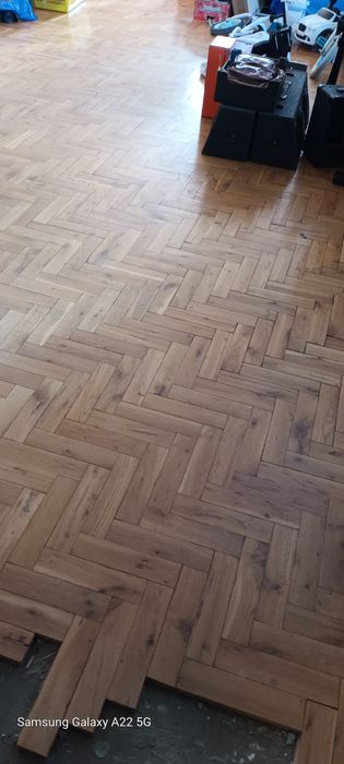 Parkiet 60 m za 450 zł do zdjęcia