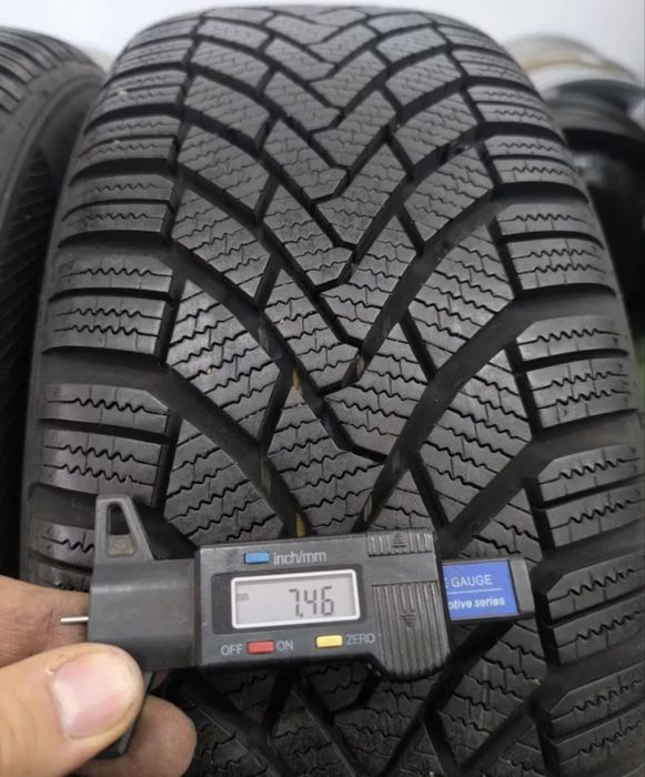 Шини зима 205/55 R16 Continental, резина комплект майже нова