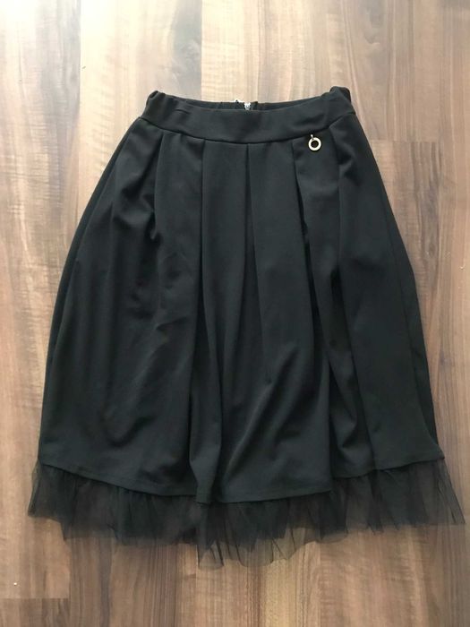 czarna spódnica z tiulowym dołem r. s/36, nowa