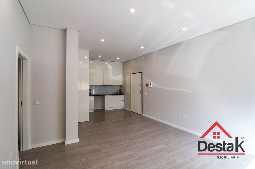 Apartamento T2 novo na Colina Verde