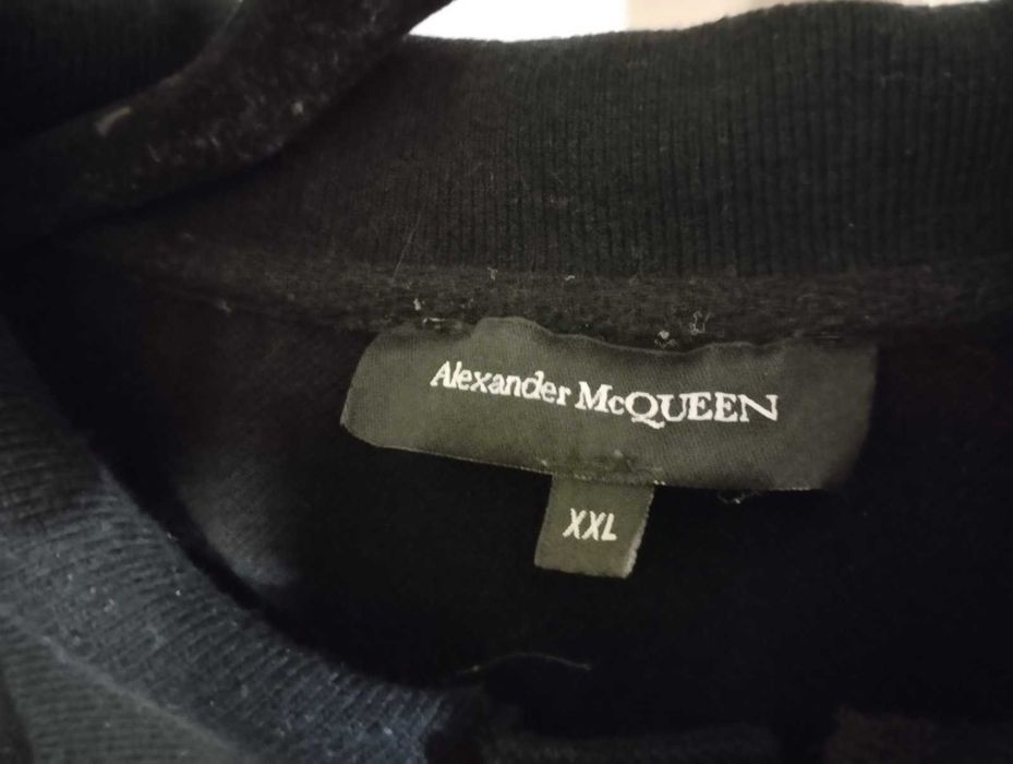 футболка поло alexander mcqueen черная