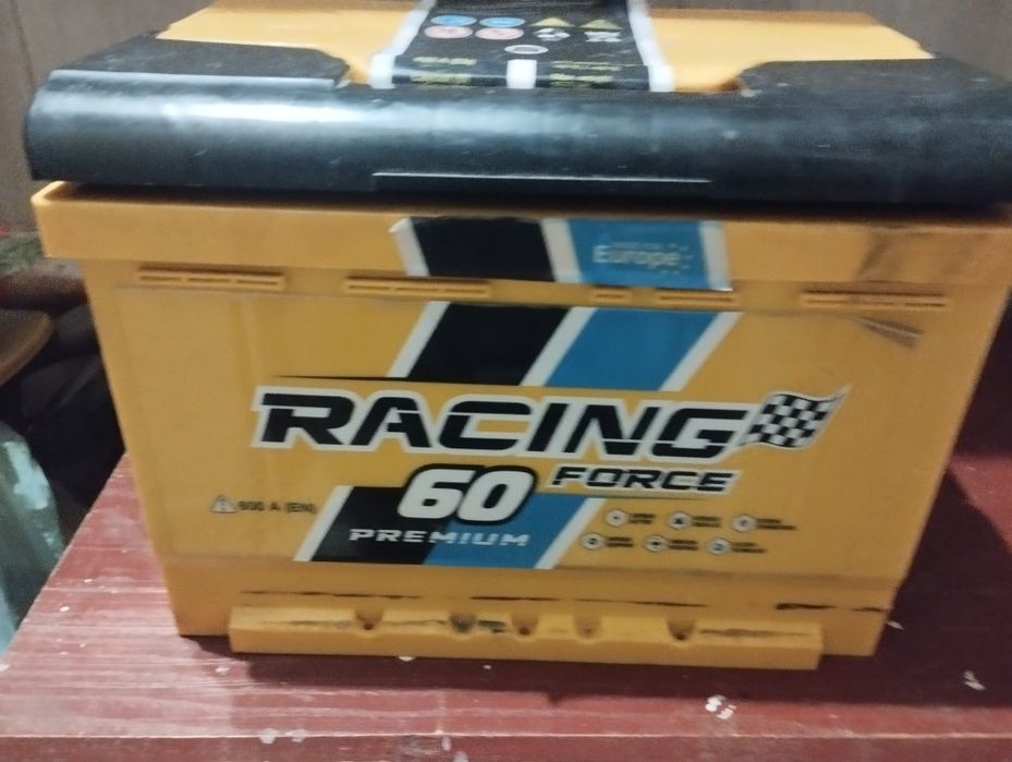 Продам акумулятор для авто 60А в хорошому стані