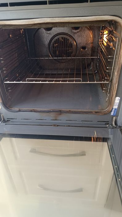 Forno de encastre Ariston FK 1041L