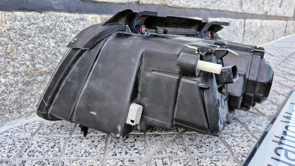 AUDI A4 B5(8D)-ÓTICA/FAROL ORIGINAL VALEO RIGOROSAMENTE NOVO*