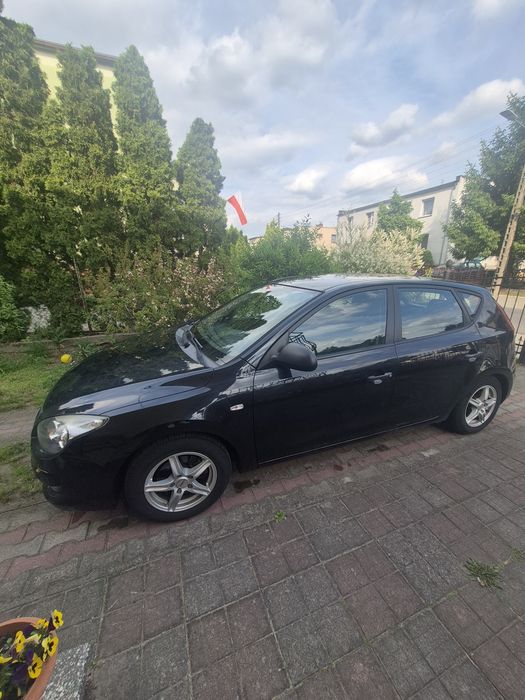 Sprzedam samochód.