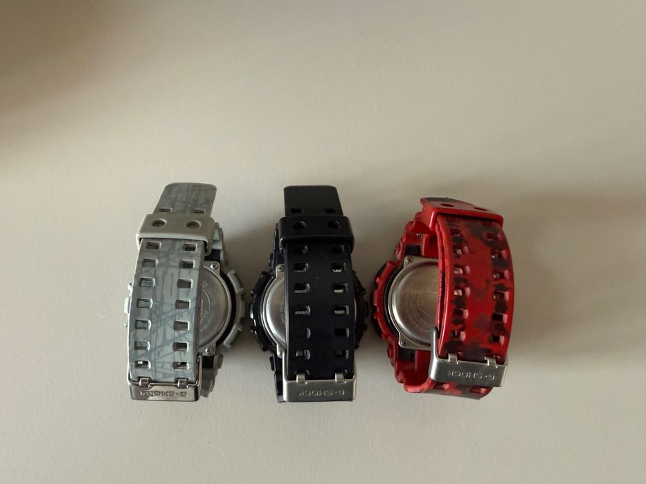 Trzy zegarki CASIO G-SHOCK.
