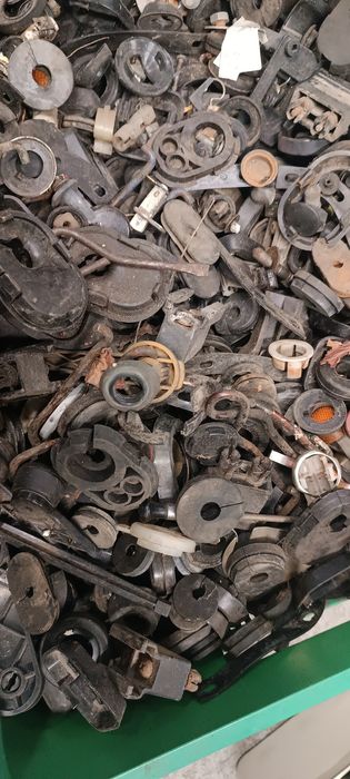 Fiat 126p przelotki gumowe karoserii rózne tylko do malucha