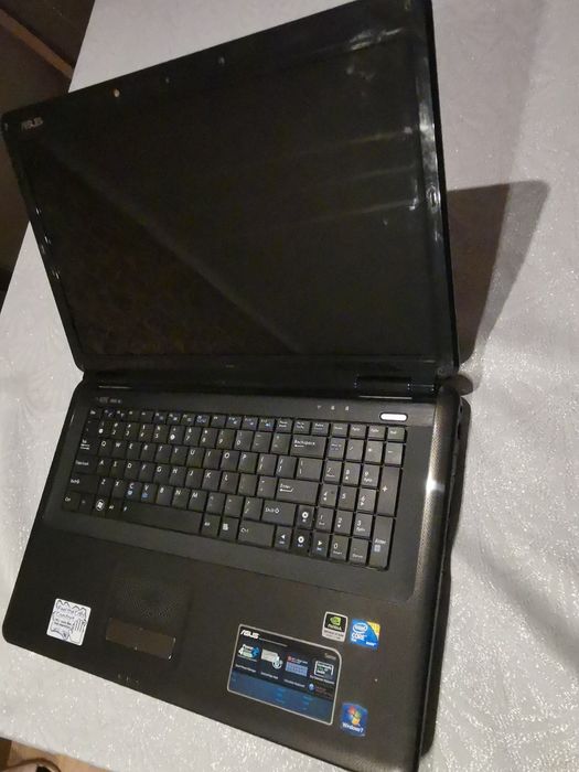 Laptop Asus 17,3 "