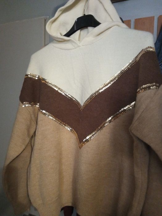 Sweterek damski cieplutki