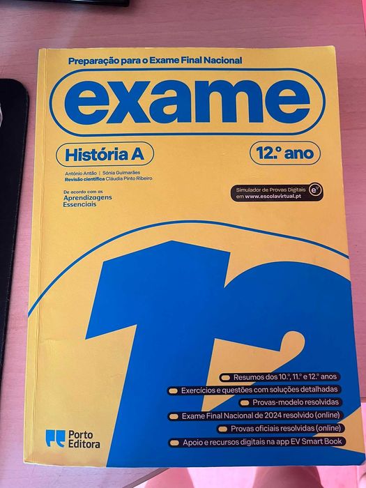 Manuais de preparação para exames do 12.ano