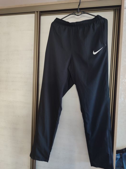Штани спортивні NIKE