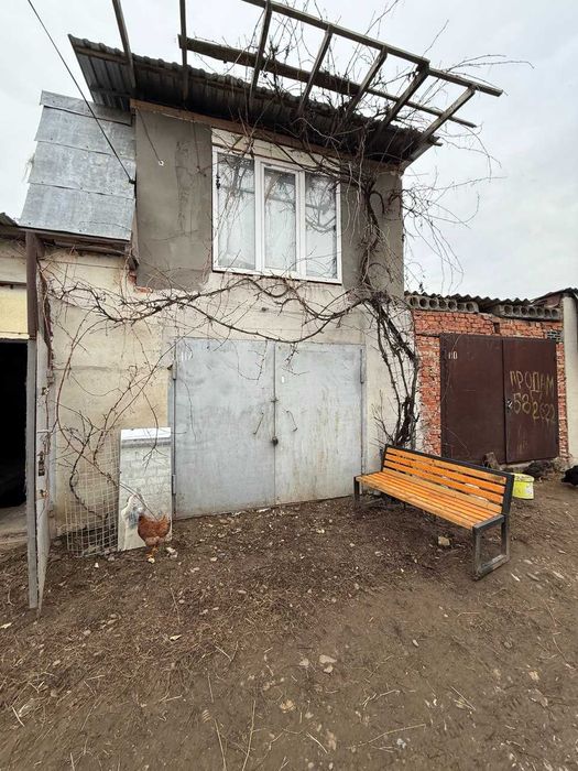 Продається двоповерховий гараж в ГБК №13