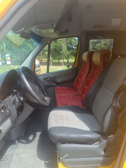 Продаж автобуса Mercedes Sprinter 519 в розстрочку