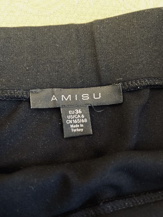 Класична спідниця