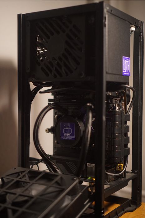 Mini komputer 5 7500F/4060Ti/DDR5 24GB/B650i/AiO/SFX 650W. Wysylka