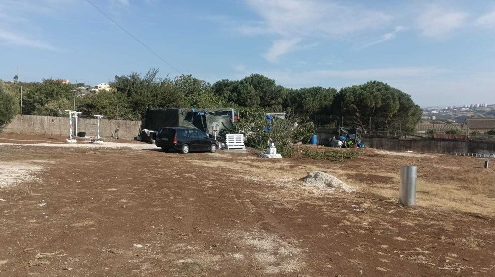 Terreno Urbano 1.640 m² a 5 km de Loures – Santo Antão do Tojal  localizado em Malhapão
