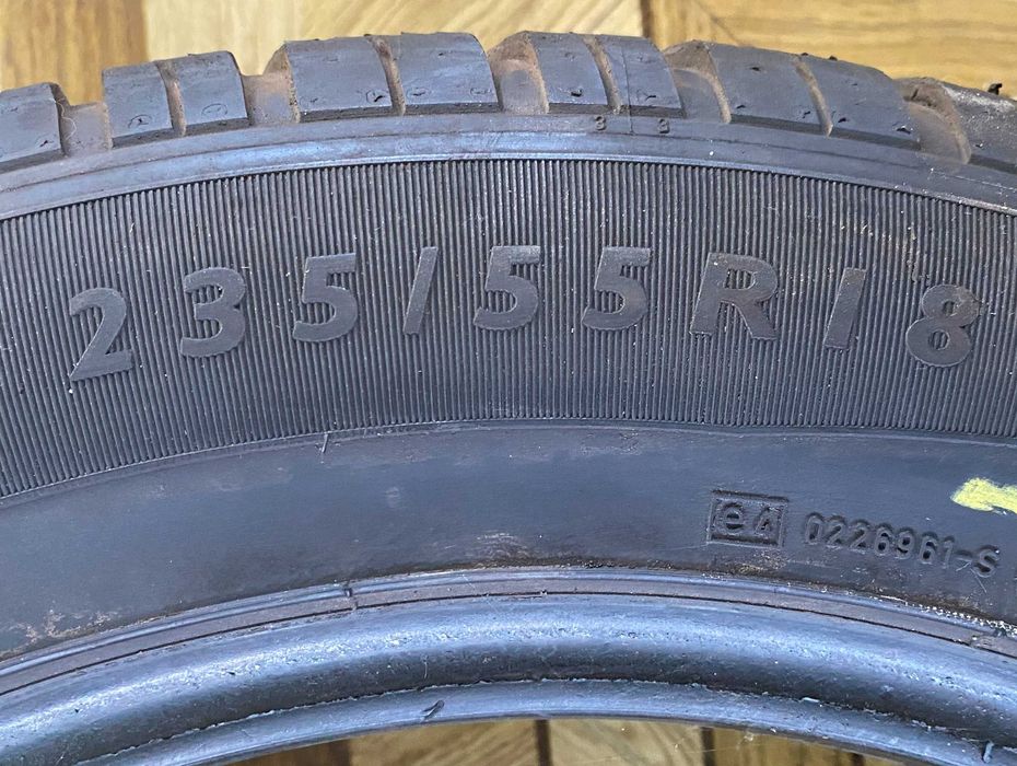 Зима. Dunlop SP Winter Sport   235\55\R18.  5мм. -1шт