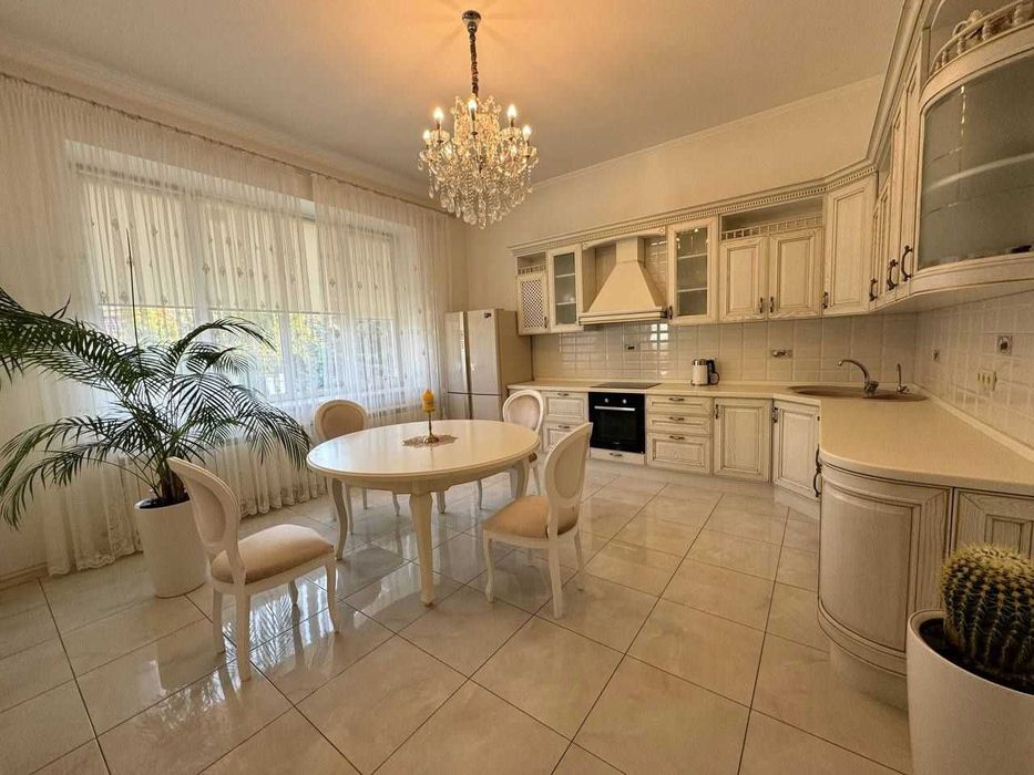 Дом у моря на 10 станции Фонтана • Фонтан • Участок 6 соток