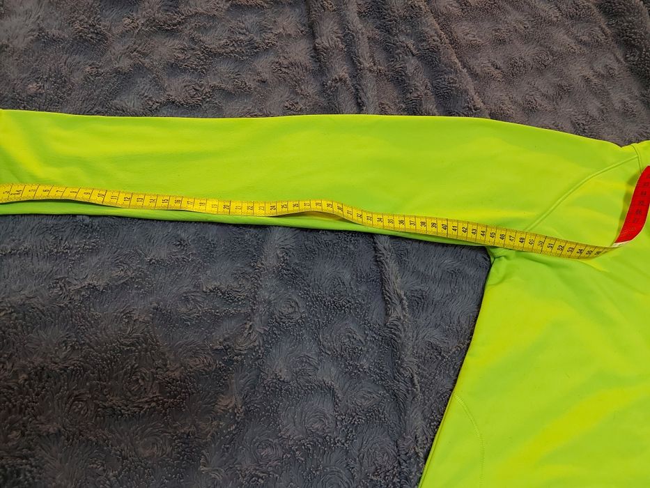 Bluza neonowa z puszkiem