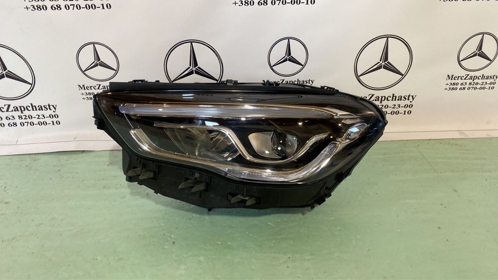 Mercedes h w 247 gla фара ліва 2021 рік led
