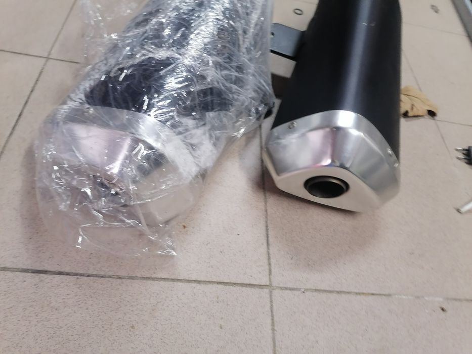 Tłumiki. Susuki gsx-r. 1000. K7. Jak nowe