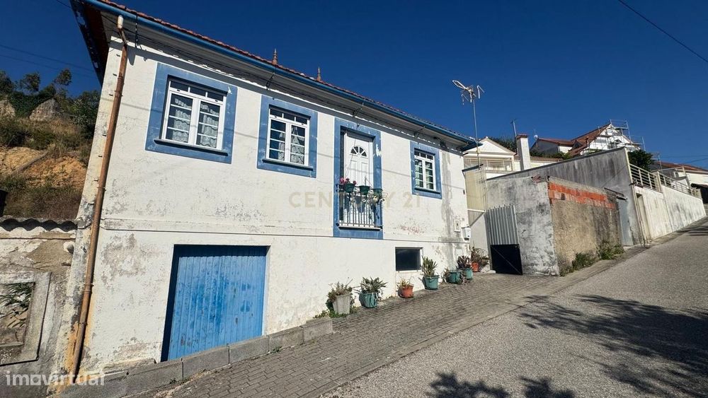 Property in Santiago E São Simão De Litém E Albergaria Dos Doze, Leiria