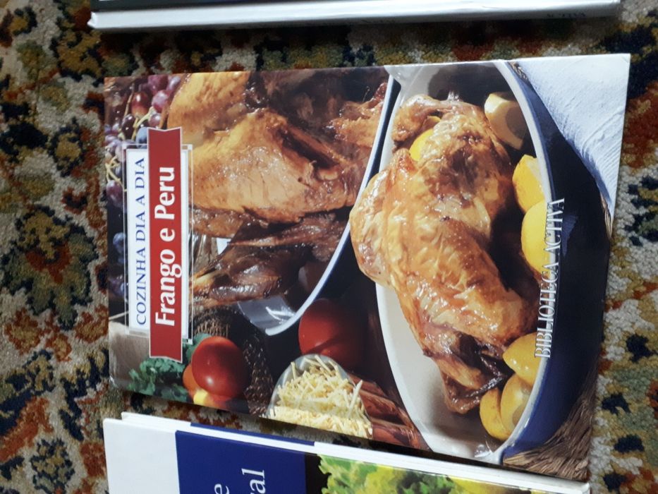 3 livros novos de culinária capa dura