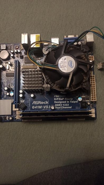 Nagrywarka, dyski, RAM, zasilacz, płyta główna