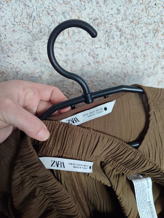 Текстурований костюм на ґудзиках розмір S-XS