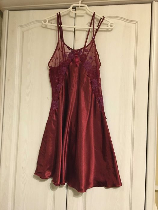 Elegancki satynowy szlafrok koszulkaKomplet 40/42/44 XL/XXL Walentynki