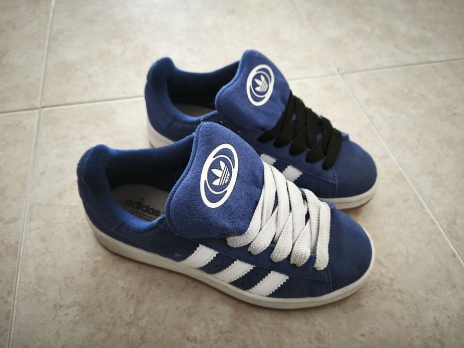 tênis adidas azul