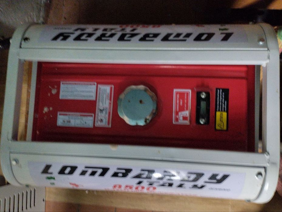 Генератор бензиновий 2.5