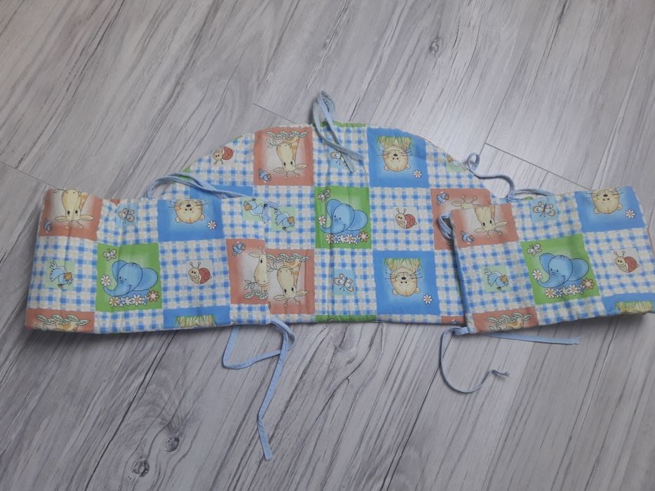 Komplet pościeli + ochraniacz do łóżeczka