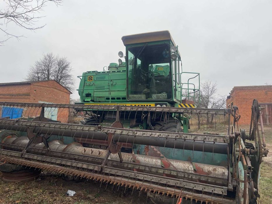 Продається комбайн ДОН 1500 Б
