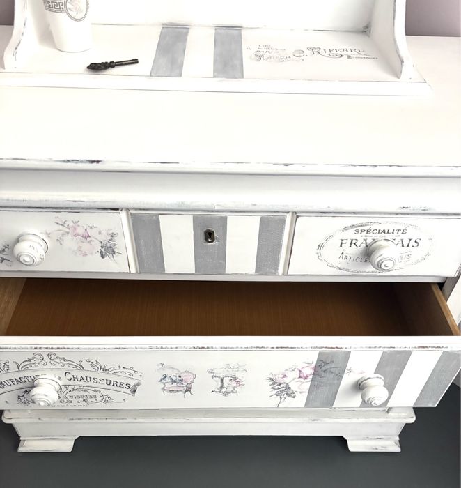 Komoda z lustrem Prowansja Shabby retro biała