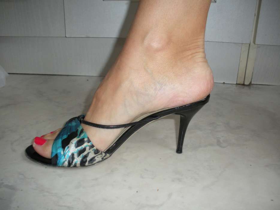 Продам босоножки BRASKA